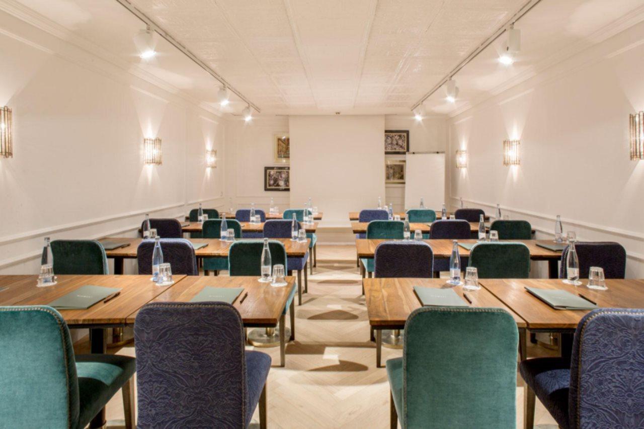 Midmost By Majestic Group Hotel 4*