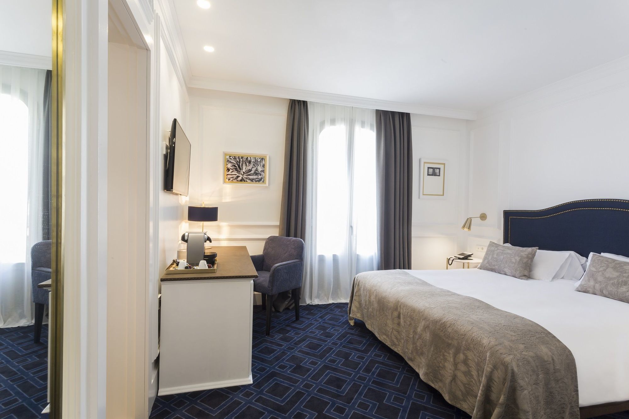 Hotel Midmost By Majestic Group 4*